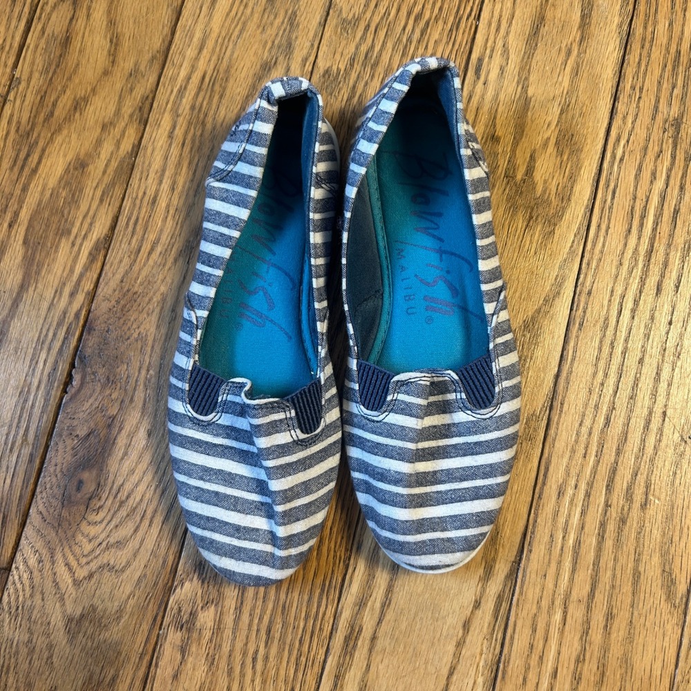 Blowfish Malibu Womens Striped Canvas Slip On Flats Navy White Size 6.5
